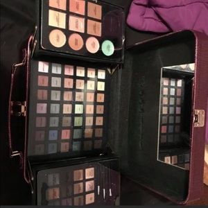 Ulta Beauty Makeup - Makeup set Ulta Beauty Makeup - Makeup set